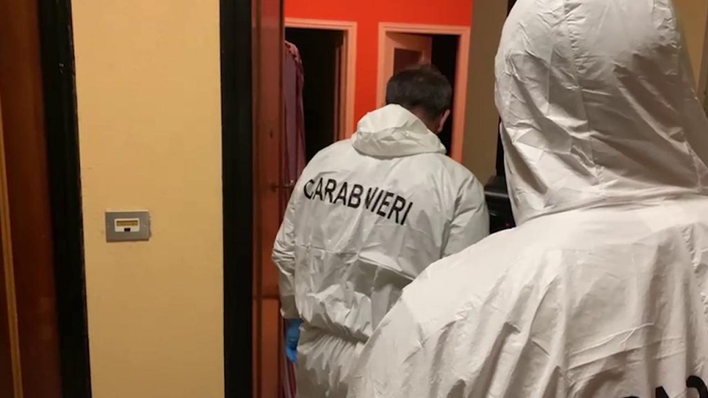 Anziano uccide la badante della sorella a colpi d’arma da fuoco