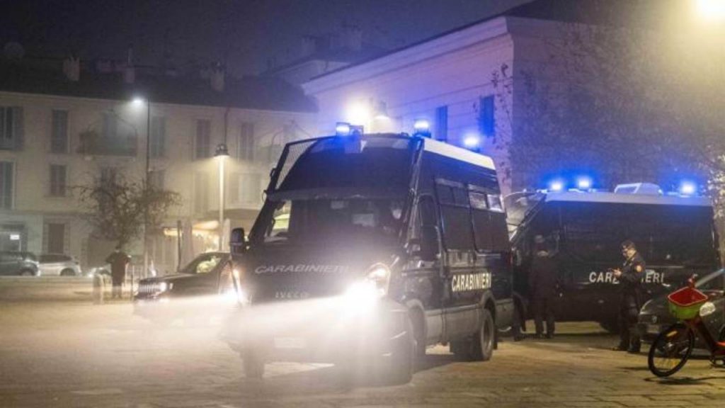 Notte di Capodanno, rave party abusivo con 500 persone