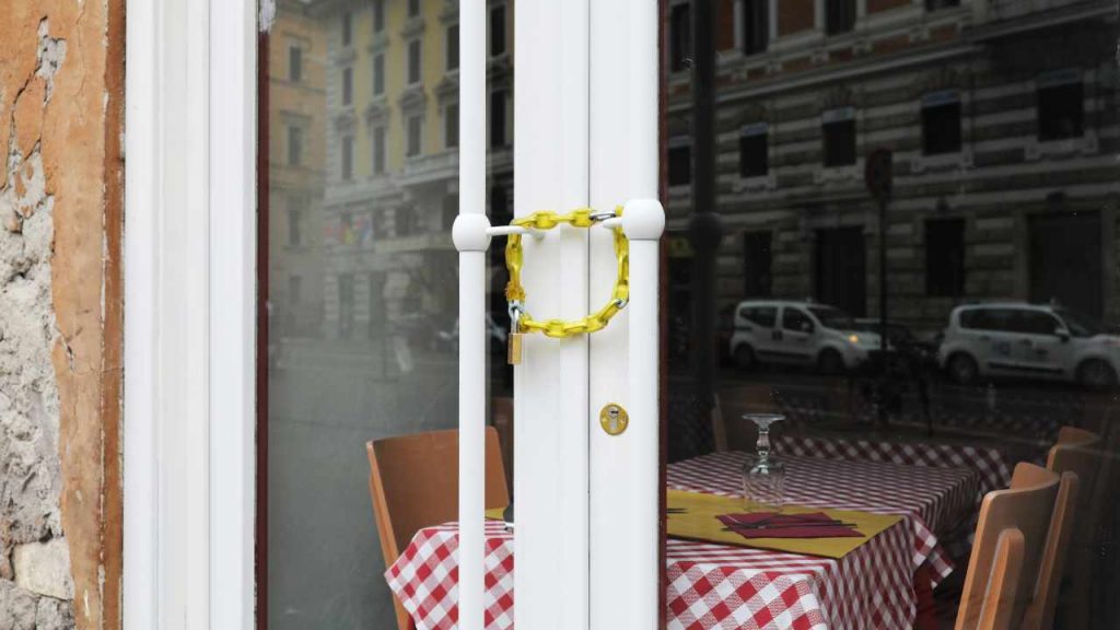 Fipe: in 2 anni 45mila imprese di ristorazione hanno chiuso i battenti