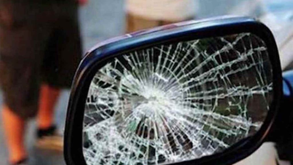 Truffa specchietto rotto: arrestati due uomini che si aggiravano per le vie del centro