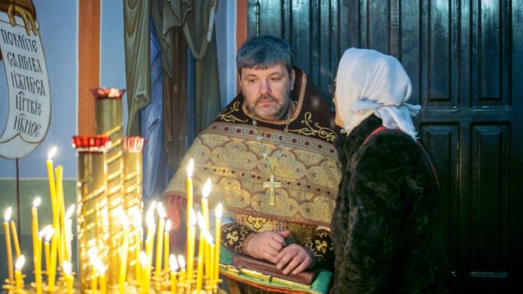 Sacerdote arrestato in Russia: “Stava facendo predica contro la guerra”