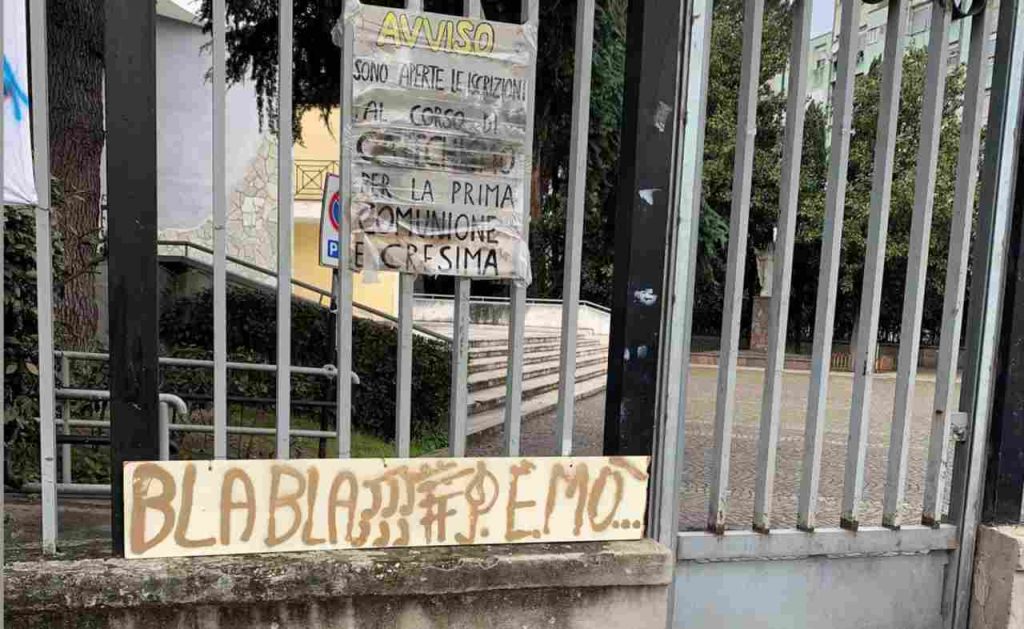 Camorra, dopo l’ordigno di marzo nuove minacce per Don Patriciello