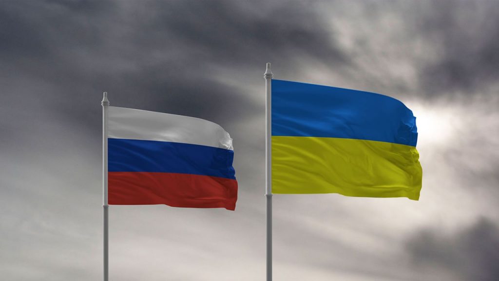La propaganda russa bandisce il giallo e il blu da tutti gli edifici