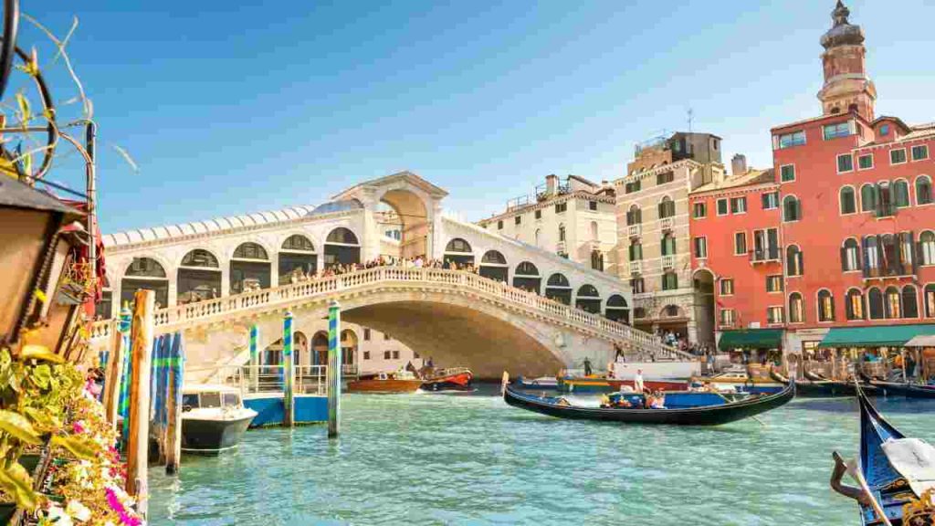 Venezia, da quest’estate parte l’obbligo di prenotazione per visitarla