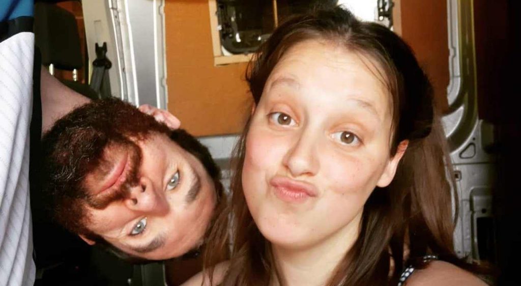 Turista tedesca muore a 25 anni per malore, il fidanzato accusa: “Il 118 non parlava inglese”