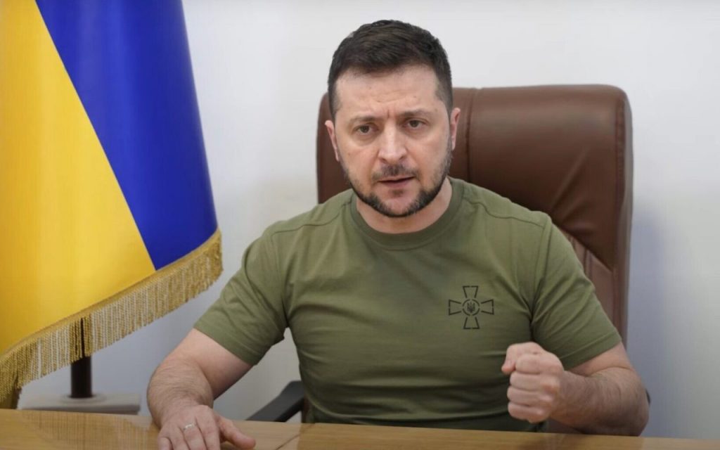 Ucraina, Zelensky: “A Bucha i saccheggiatori russi sono diventati macellai”
