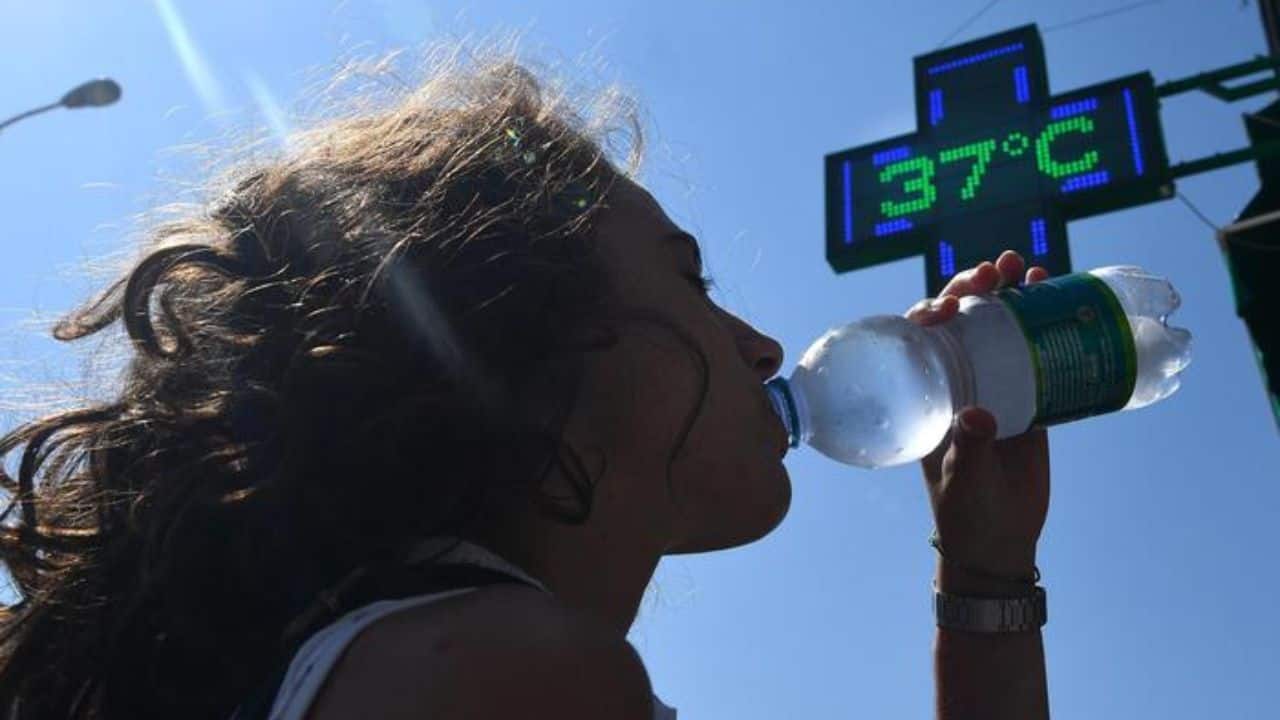 Temperature roventi in tutta Italia, l'allarme caldo del Ministero 12 città da bollino rosso - meteoweek 20220628