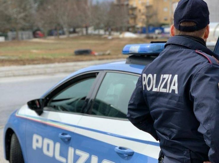 Ragazzi accusano: “Noi aggrediti da poliziotti ubriachi”. Ci dicevano: “Devi abbassare lo sguardo e portare rispetto”