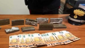 roma, arrestata famiglia di spacciatori mamma, nonna e nipote in manette - meteoweek 20220607
