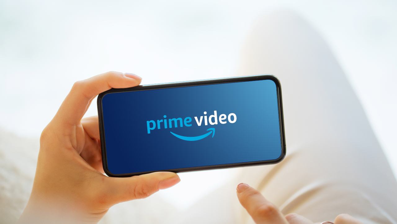 Amazon Prime, arriva la batosta: prezzi in aumento per tutti gli utenti del servizio dal 2023