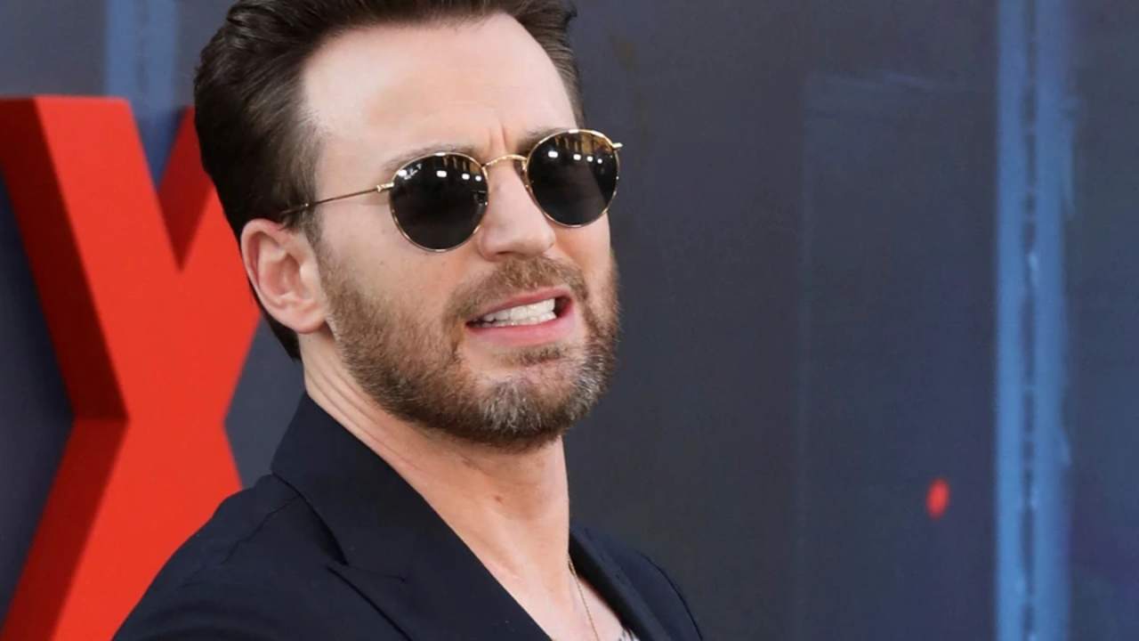 Chris Evans rimpiange il suo vecchio iPhone 6s: ecco la nuova scelta di Captain America