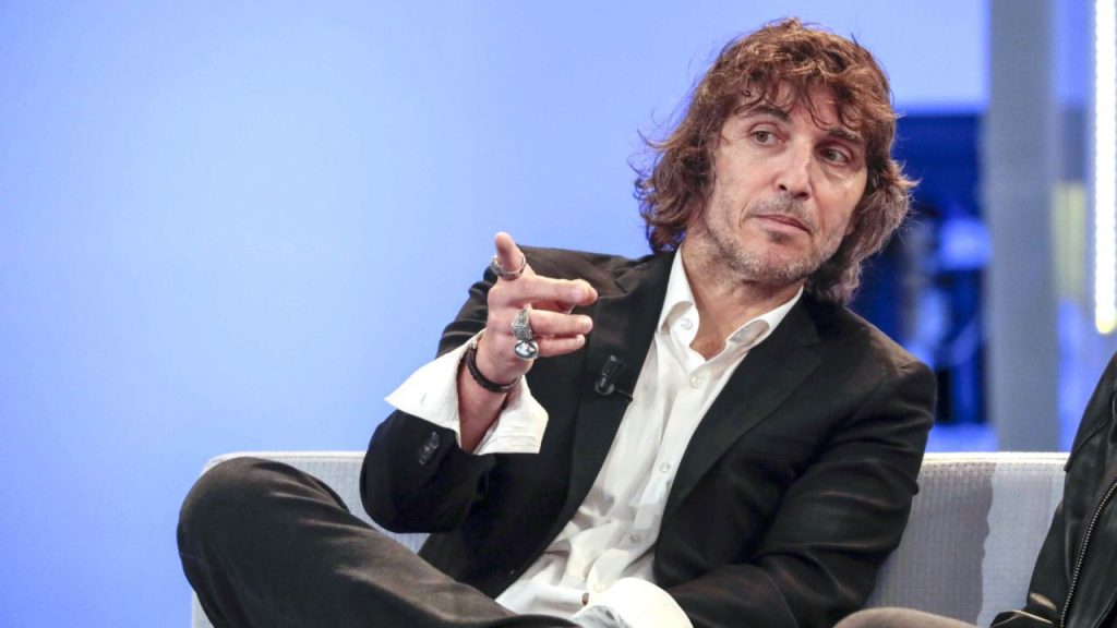 Cruciani: “Rubato il mio scooter e il Comune mi chiede soldi per riaverlo”