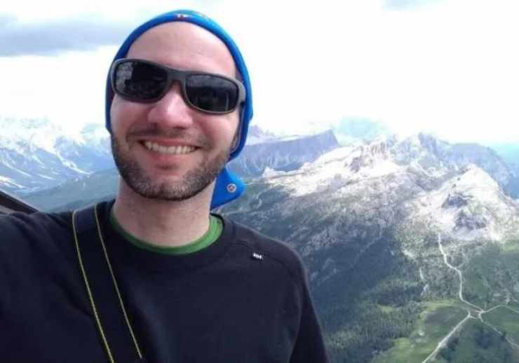 Escursionista scivola nel crepaccio e muore: aveva sbagliato sentiero