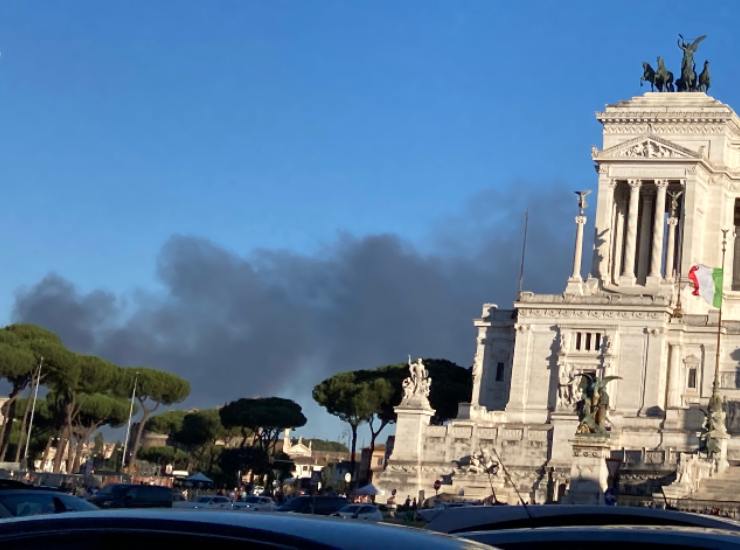 Incendio a Roma