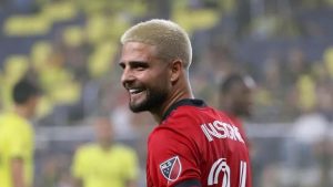 Lorenzo Insigne con la maglia del Toronto [Credit: web] - MeteoWeek