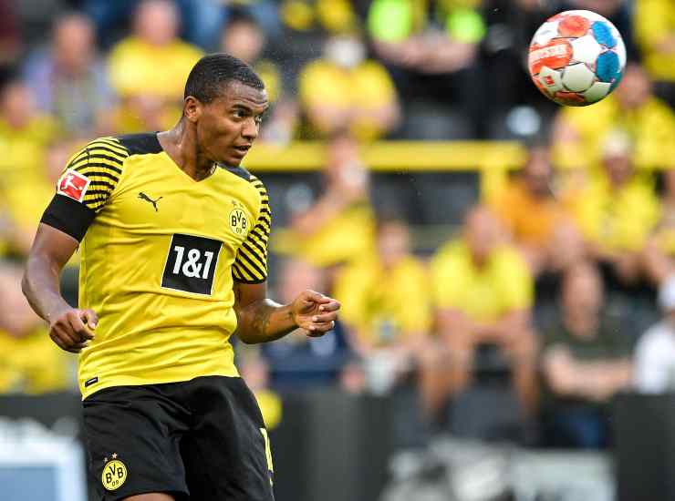 Akanji - Borussia Dortmund