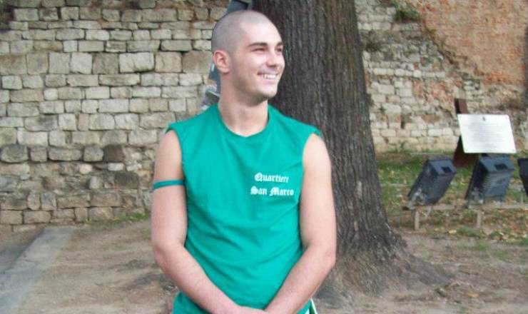 Dimesso dall’ospedale per un malore: muore due giorni dopo a 31 anni, disperata la madre