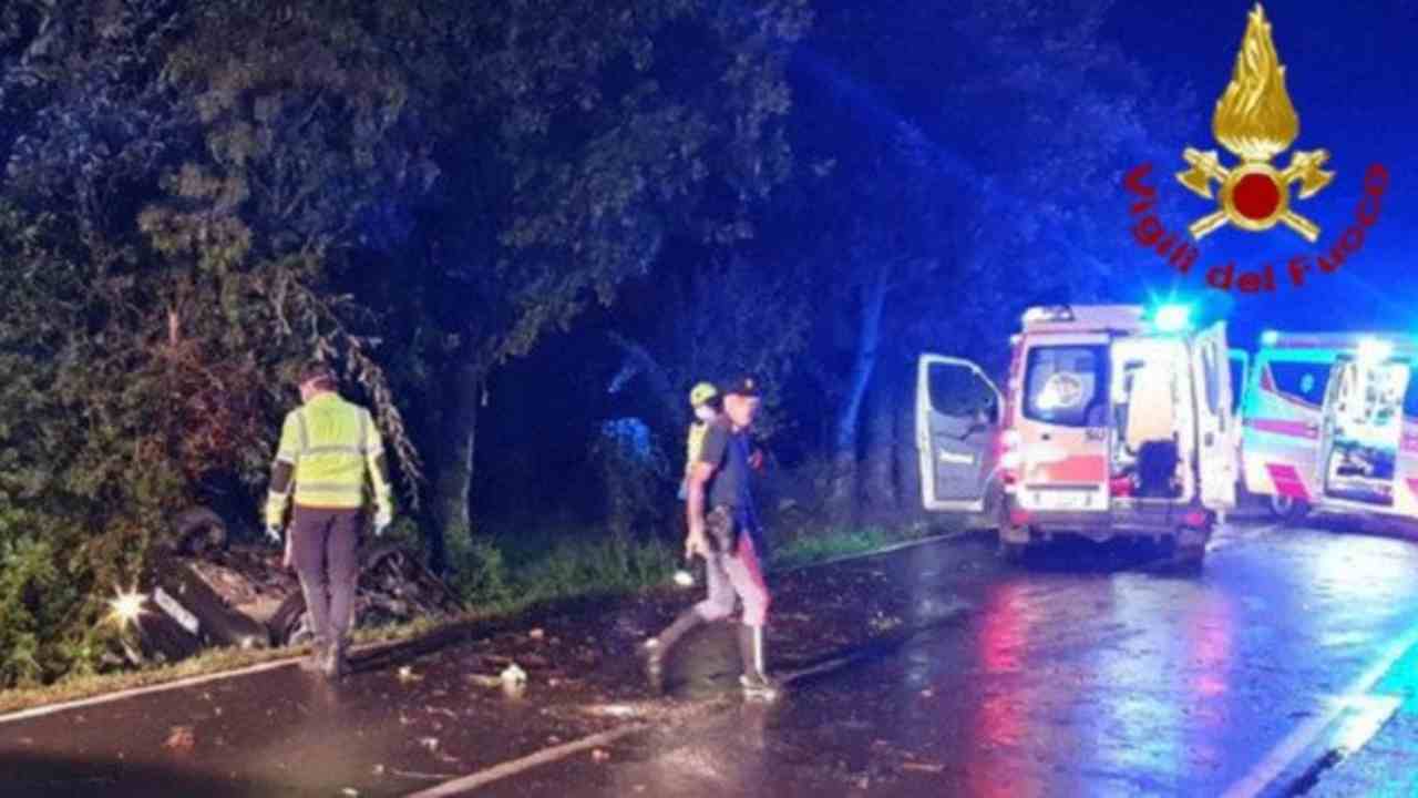 Incidente mortale nella notte