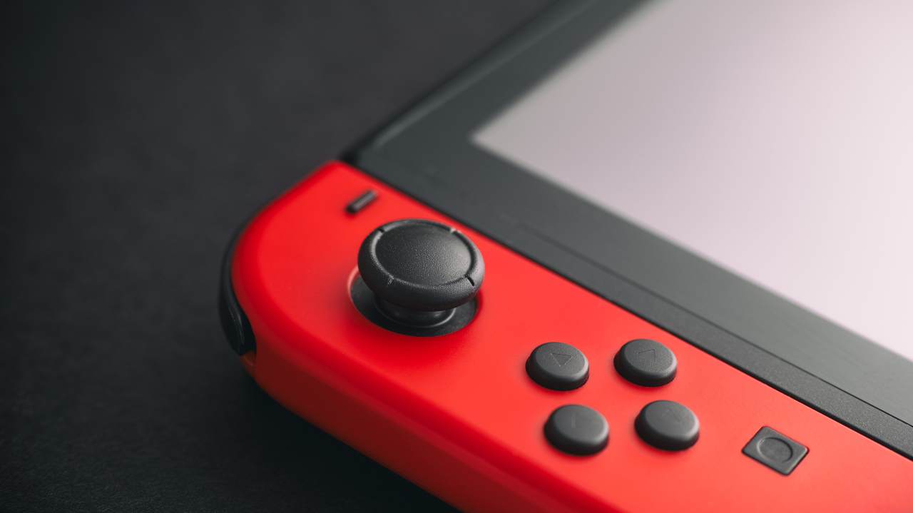 Nintendo reagisce agli aumenti della PS5, Sony rischia di perdere utenti?
