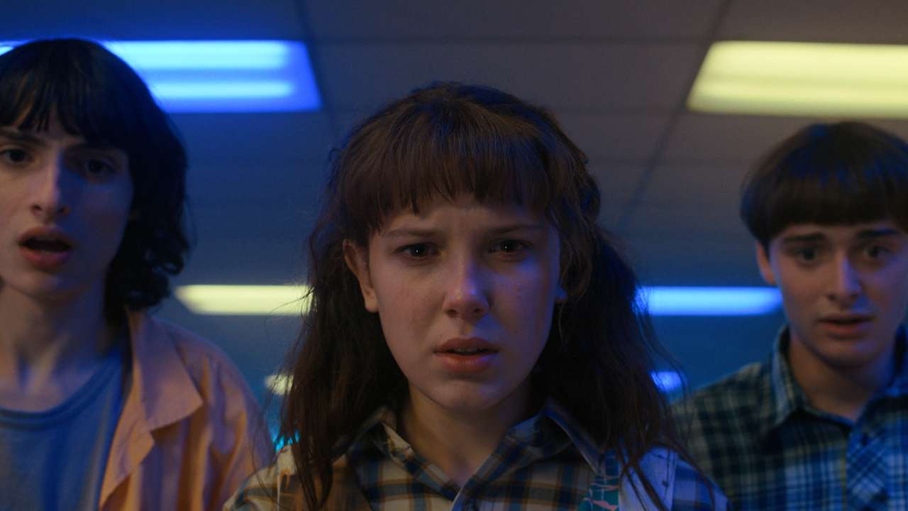 Stranger Things 5 arrivano nuove indiscrezioni ed alcune immagini: ecco quando arriverà