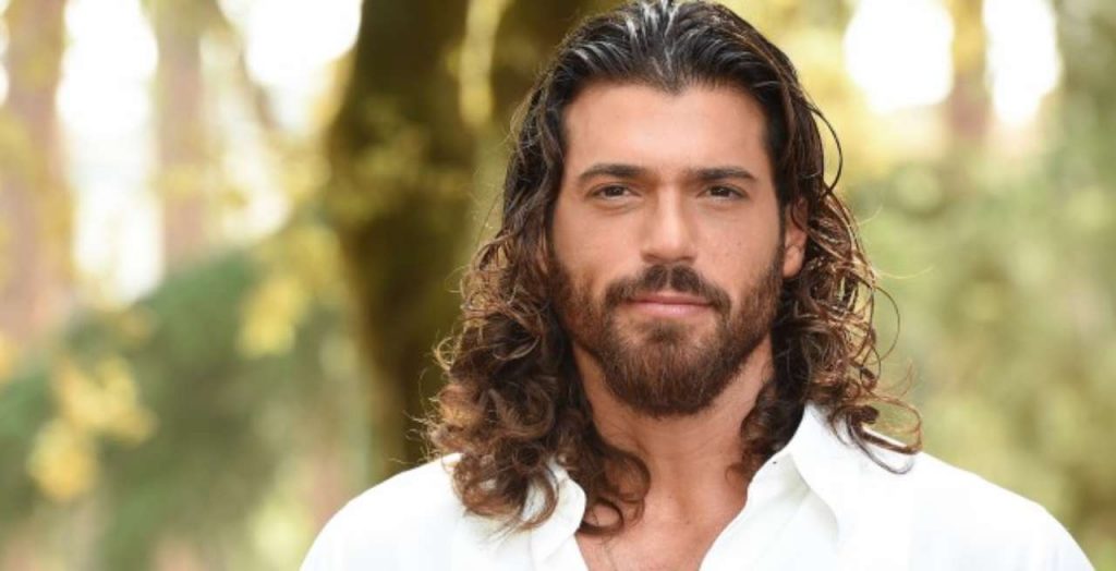 Can Yaman, per la prima volta si mette a nudo | “Se non fossi stato bello…”