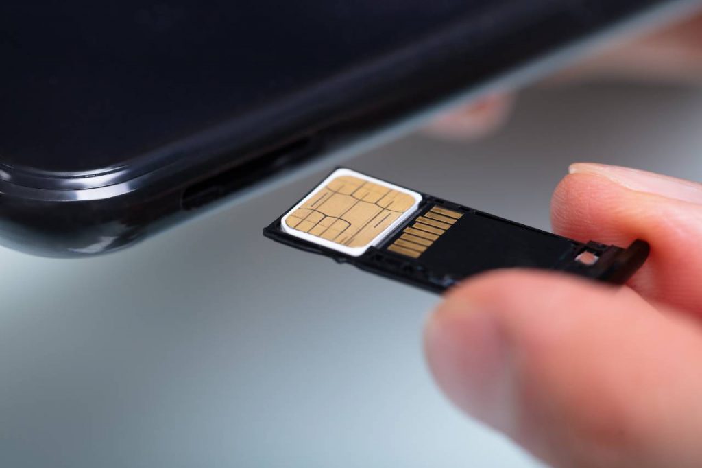 Le SIMcard stanno diventando obsolete? Ne stanno per scomparire 8,3 miliardi, ma perché?