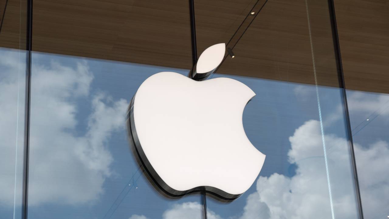 Utenti Apple a rischio, questa nuova truffa potrebbe svuotargli il conto corrente, bisogna fare attenzione