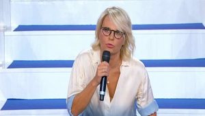 Maria De Filippi a Uomini e Donne - Meteoweek.com