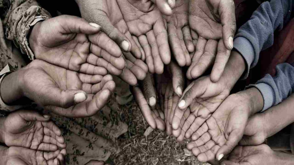 Nel mondo muoiono di fame 19 mila persone al giorno, una ogni quattro secondi: la denuncia delle Ong