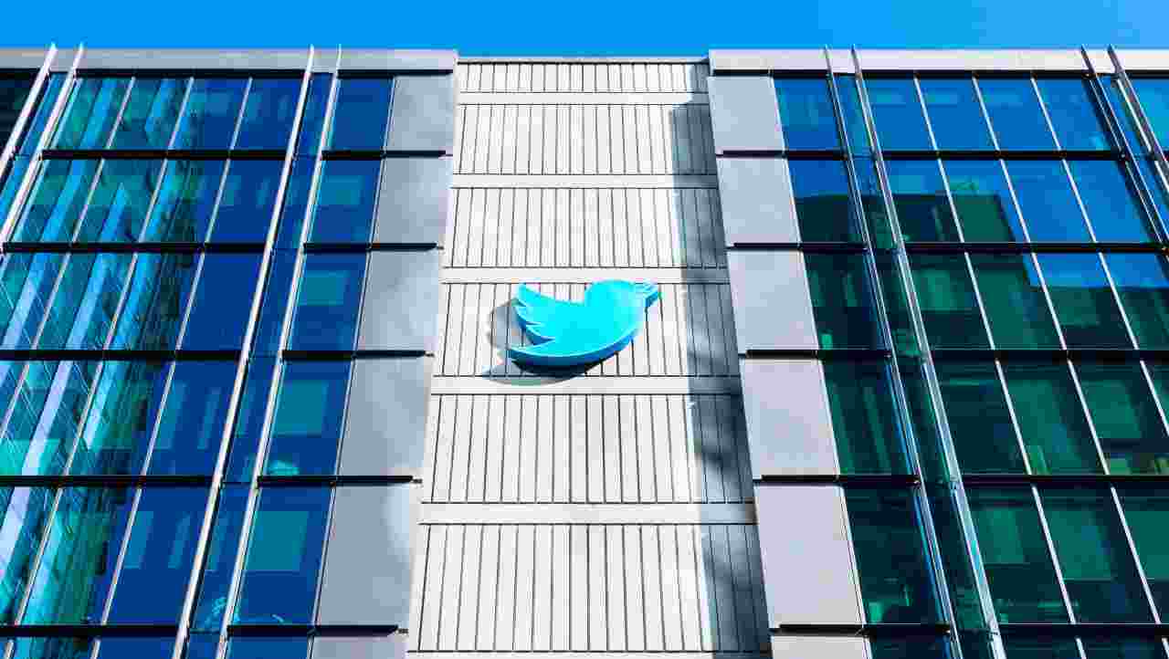 Twitter annuncia il nuovo tasto "modifica"; primo tra tutti a permettere la revisione dei post