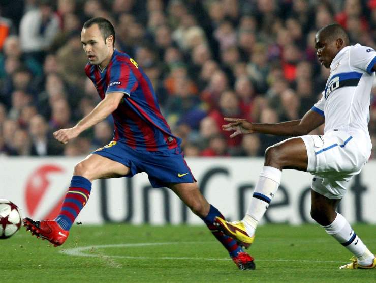 Iniesta contro l'Inter nel 2010 - credits: Ansa Foto. 12102022 MeteoWeek.com