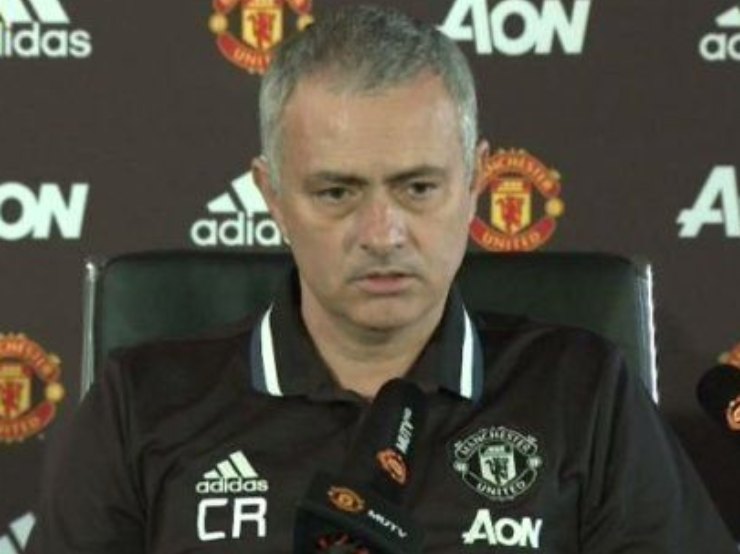 Mourinho rende omaggio a Claudio Ranieri (credit: HuffPost) 05102022 Meteoweek.com