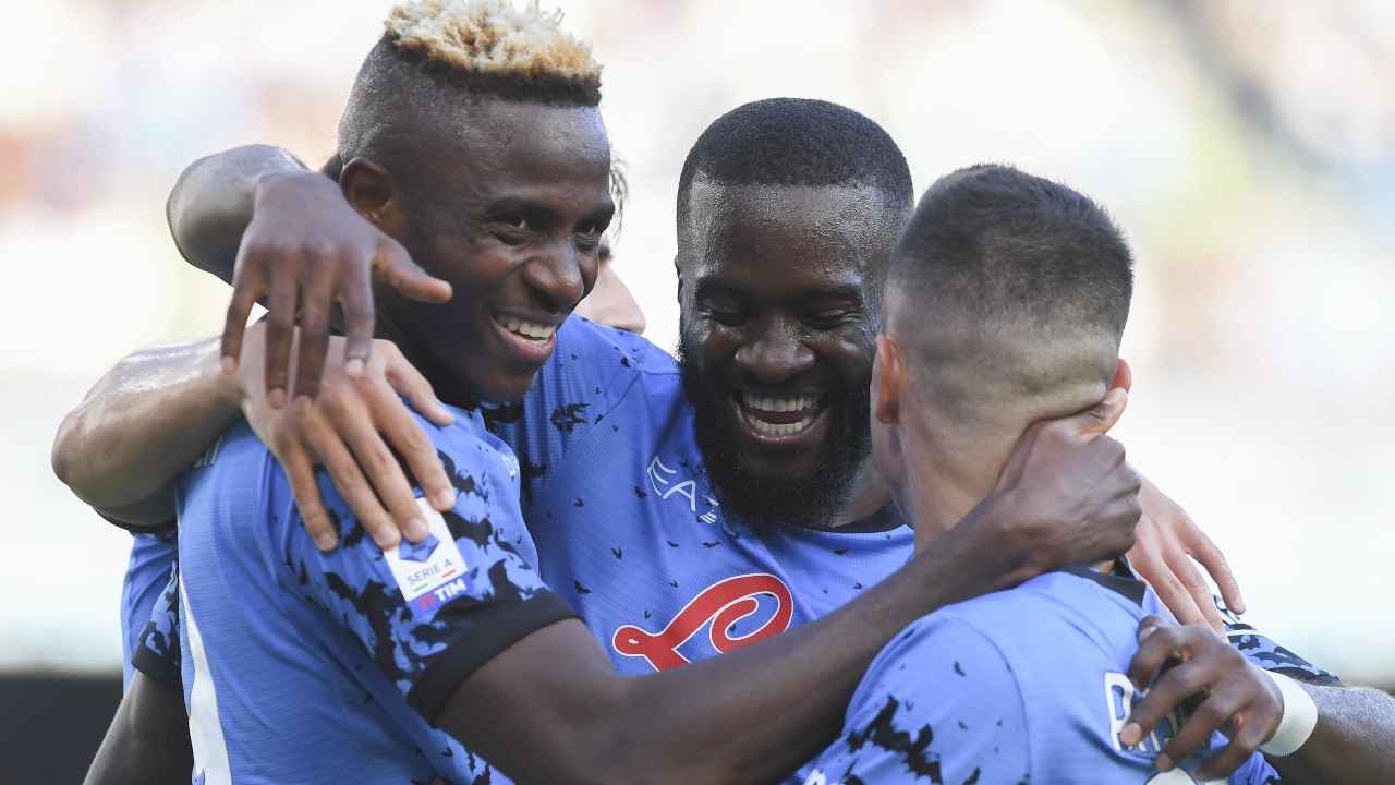 Esultanza dei giocatori del Napoli contro il Sassuolo (credit: Ansa)