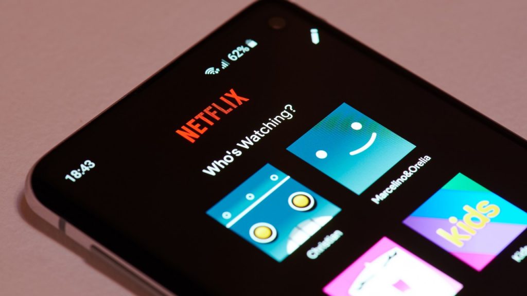 Netflix porta una novità davvero utilissima a molti, arriva il Trasferisci Profilo: ecco come funziona