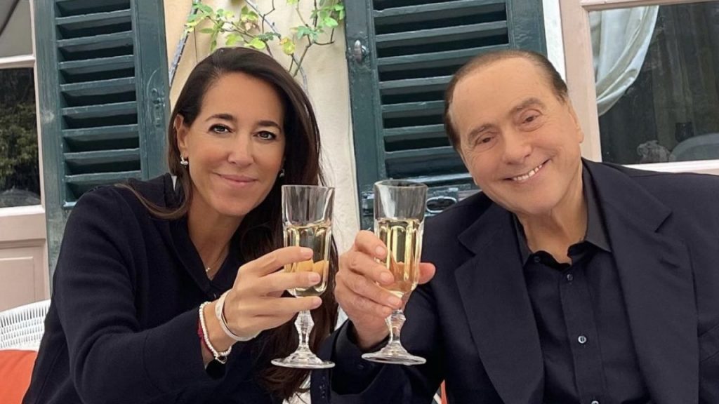 Meloni e Berlusconi litigano su Licia Ronzulli al governo – VIDEO