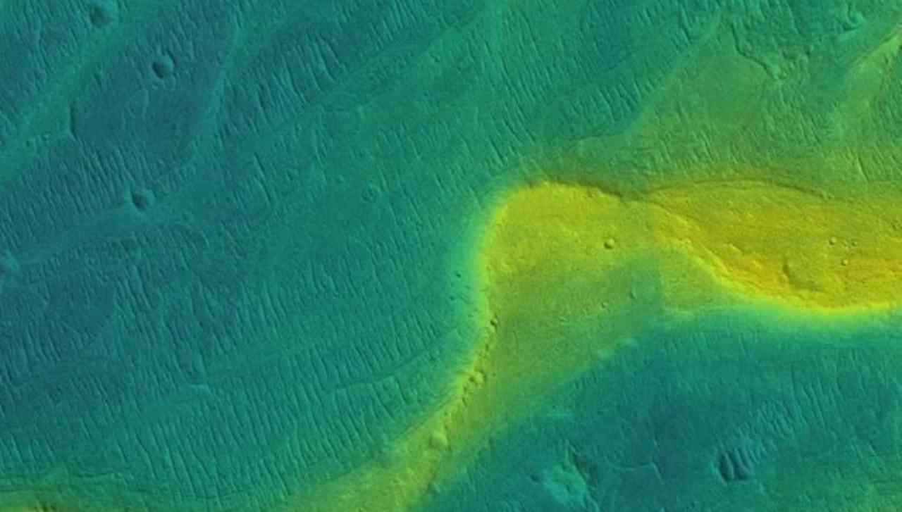 Marte, dopo 4 anni dalla scoperta Italiana confermata la presenza d'acqua: forse anche di vita?