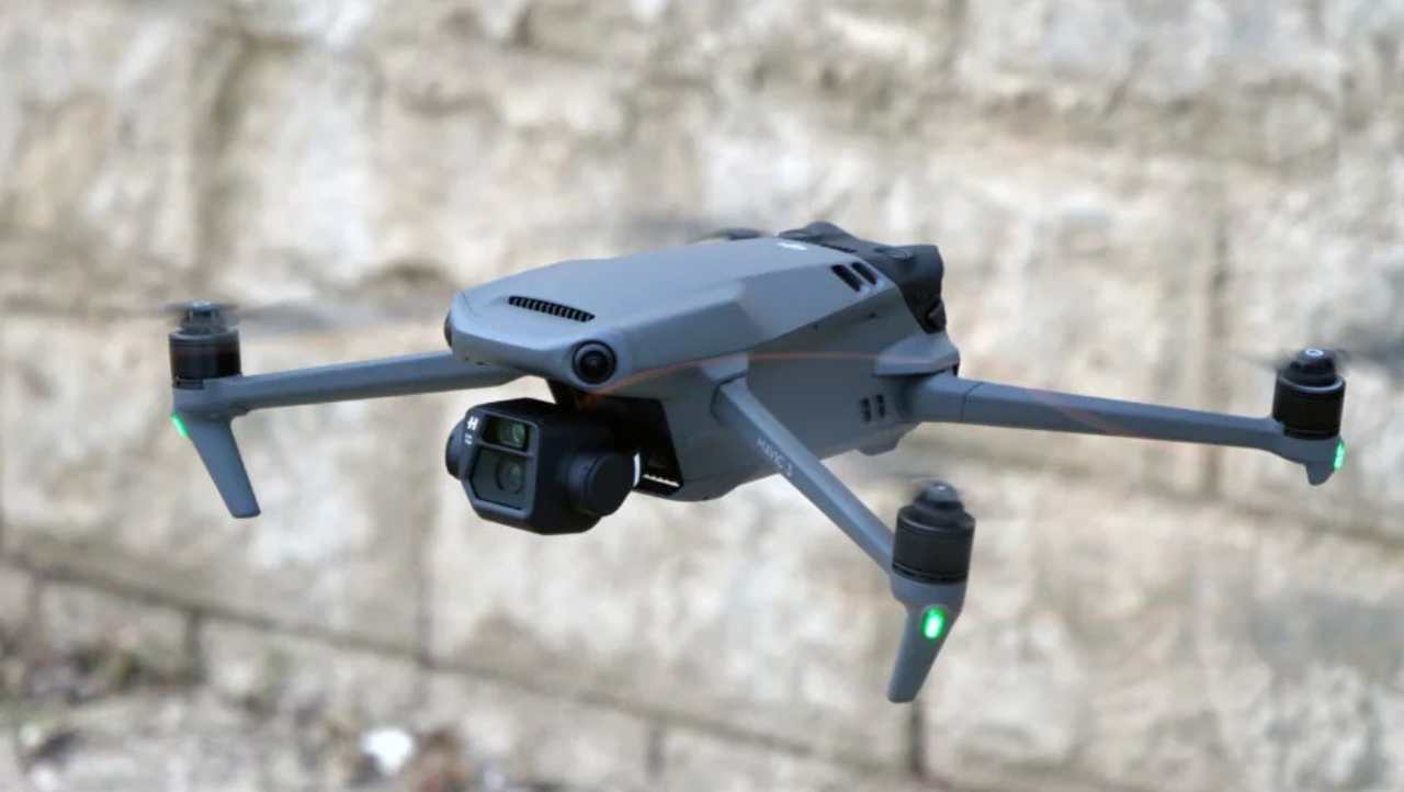 Scopri DJI Mavic 3 Classic, il nuovo drone che non cosa un'esagerazione come i suoi fratelli