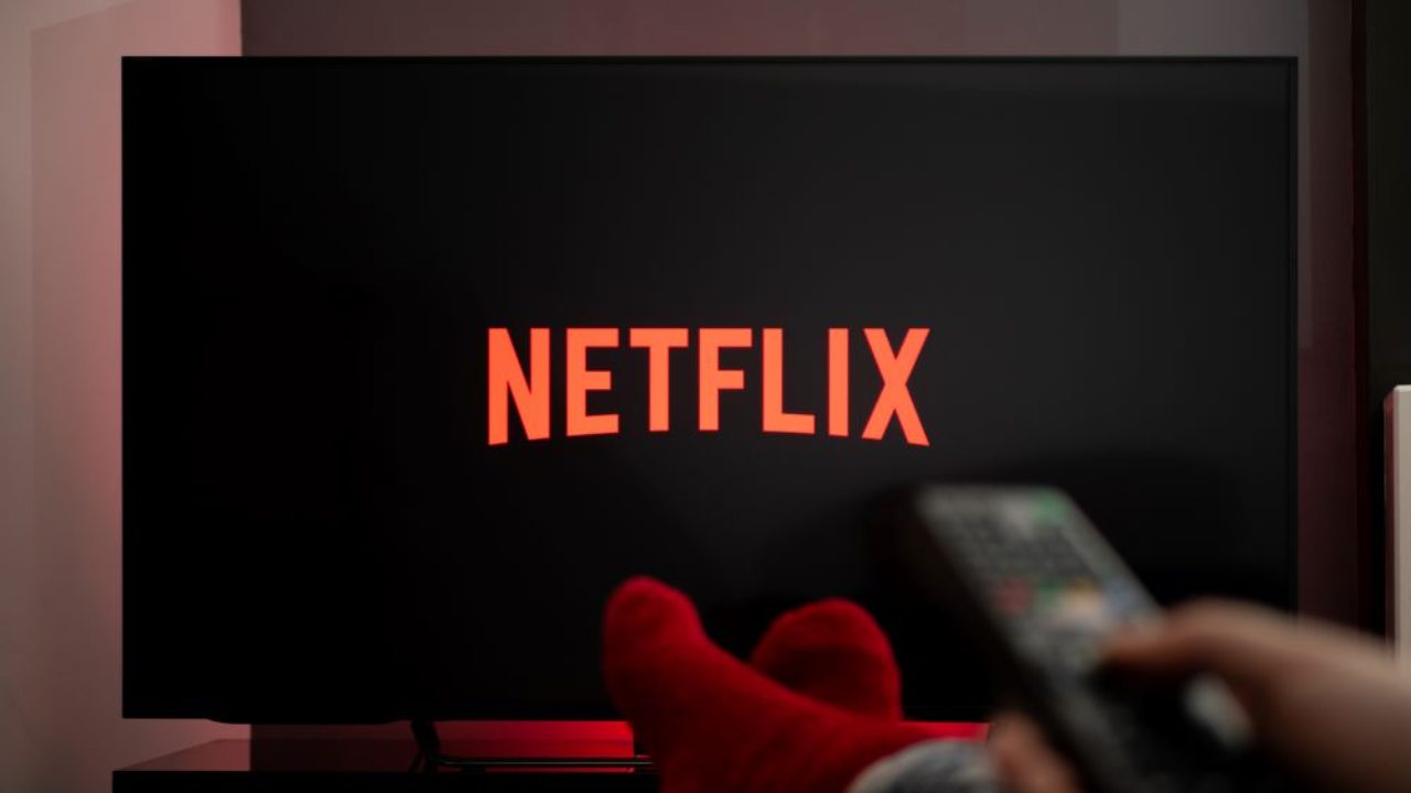 Netflix dice basta a condivisione account e password: ora usa il pugno duro