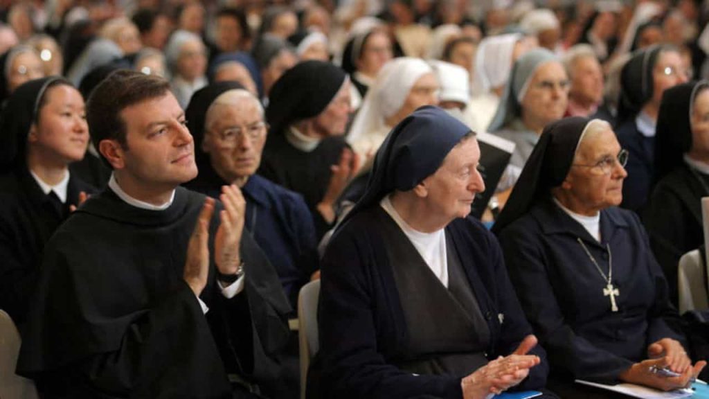 Chi Paga Lo Stipendio Ai Preti