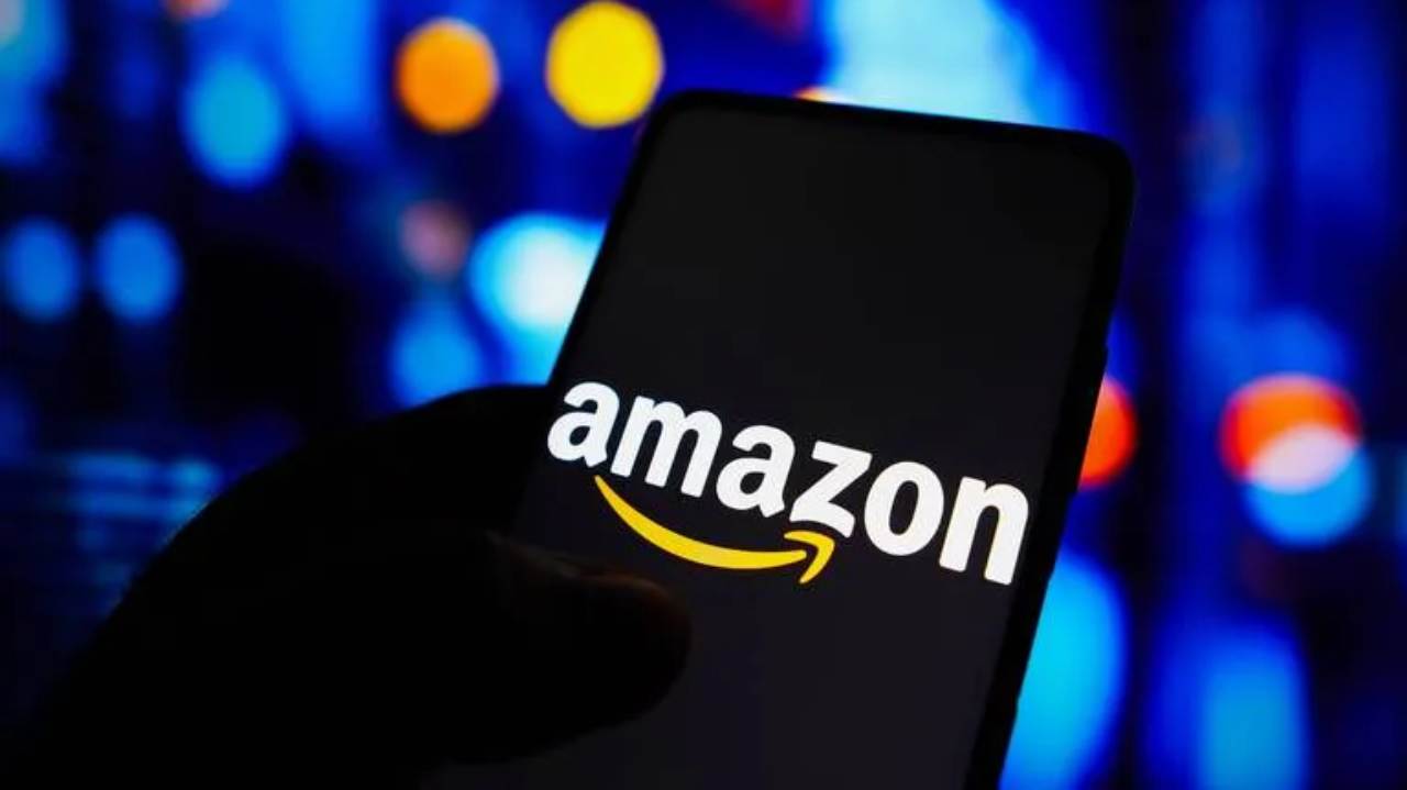 Amazon propone grandi offerte sugli smartphone, approfittane per il Black Friday