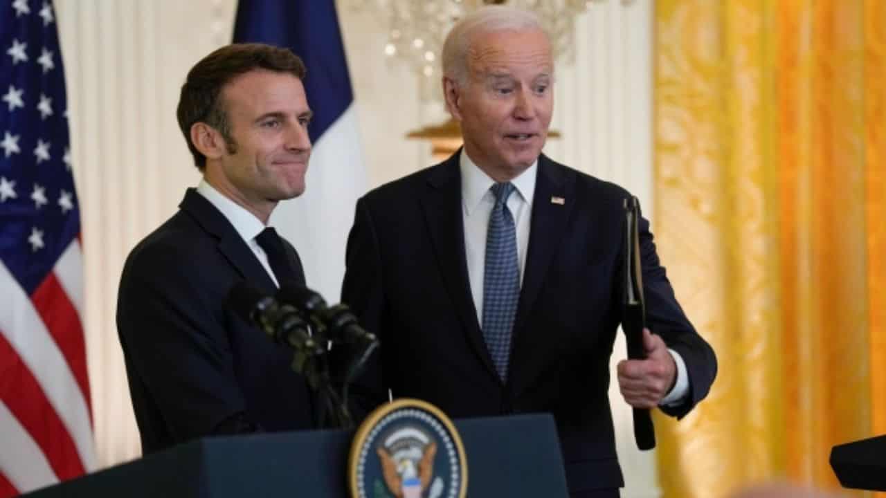 Ucraina, Biden e Macron annunciano conferenza di pace a Parigi - meteoweek.com