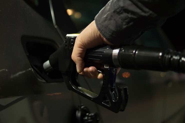 Aumento benzina e recessione