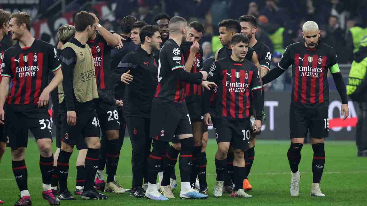 Il Milan festeggia la vittoria con il Tottenham - credits: Ansa Foto. 17022023 MeteoWeek.com