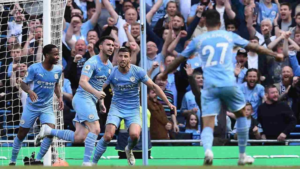 Premier League, passo falso Liverpool che sa di titolo per il Manchester City